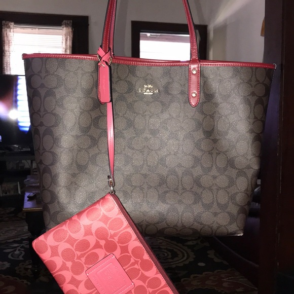 Coach Handbags - Coach reversible tote hand bag/matching wallet